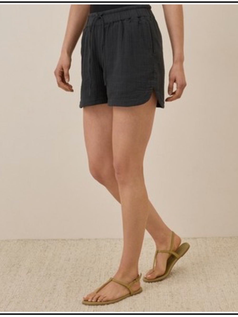 Pact Women's Organic Coastal Double Gauze Curved Hem Short